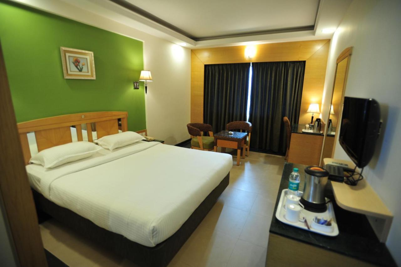 Hotel Dr Rajkumar International Bangalore Eksteriør billede